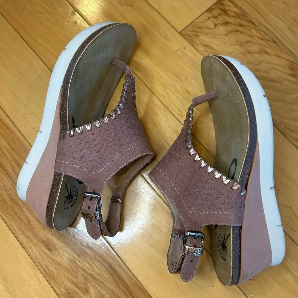 OTBT Meditate Stylish Pink Wedge Women’s  Sandals